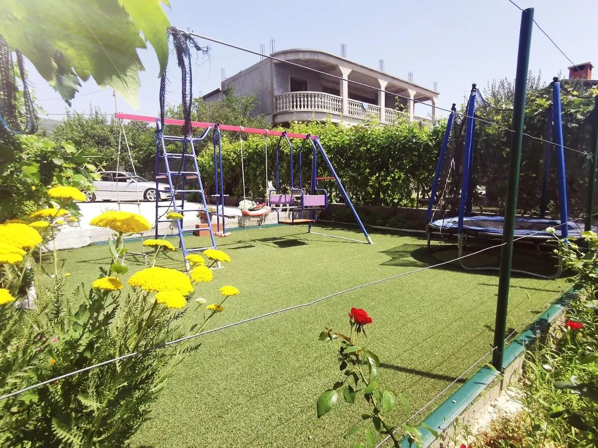 Apartment Jope Kastela Croatia